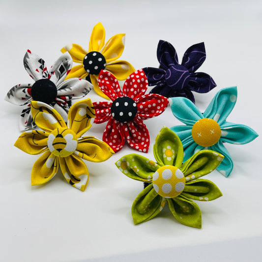 Bright Color Collar Flowers