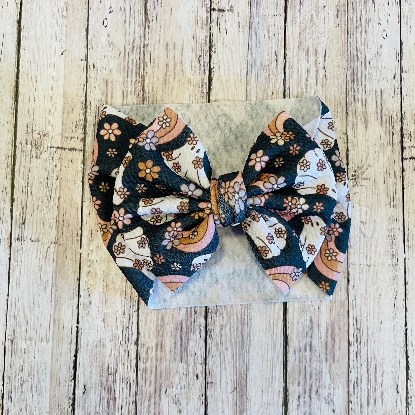Baby Girl Bows - Groovy Ghosts
