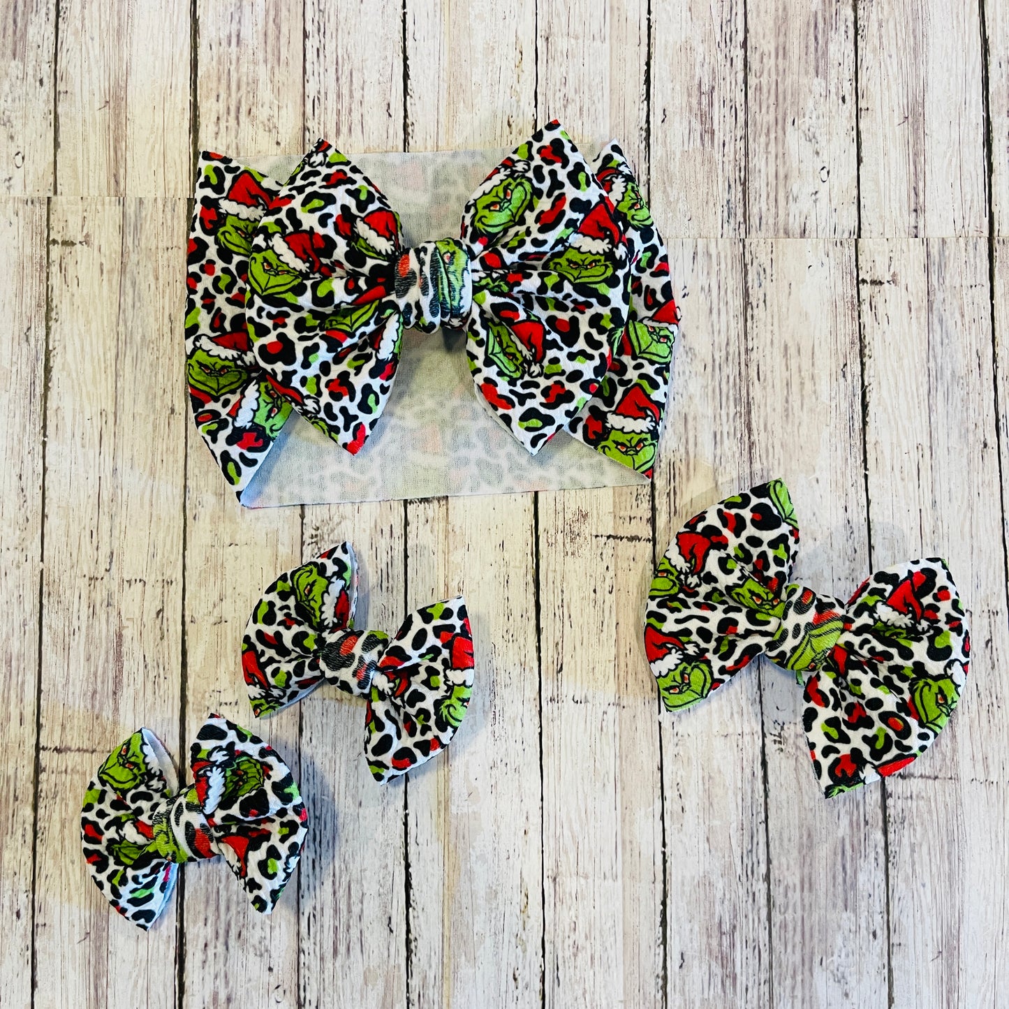 Baby Girl Bows - Grinch