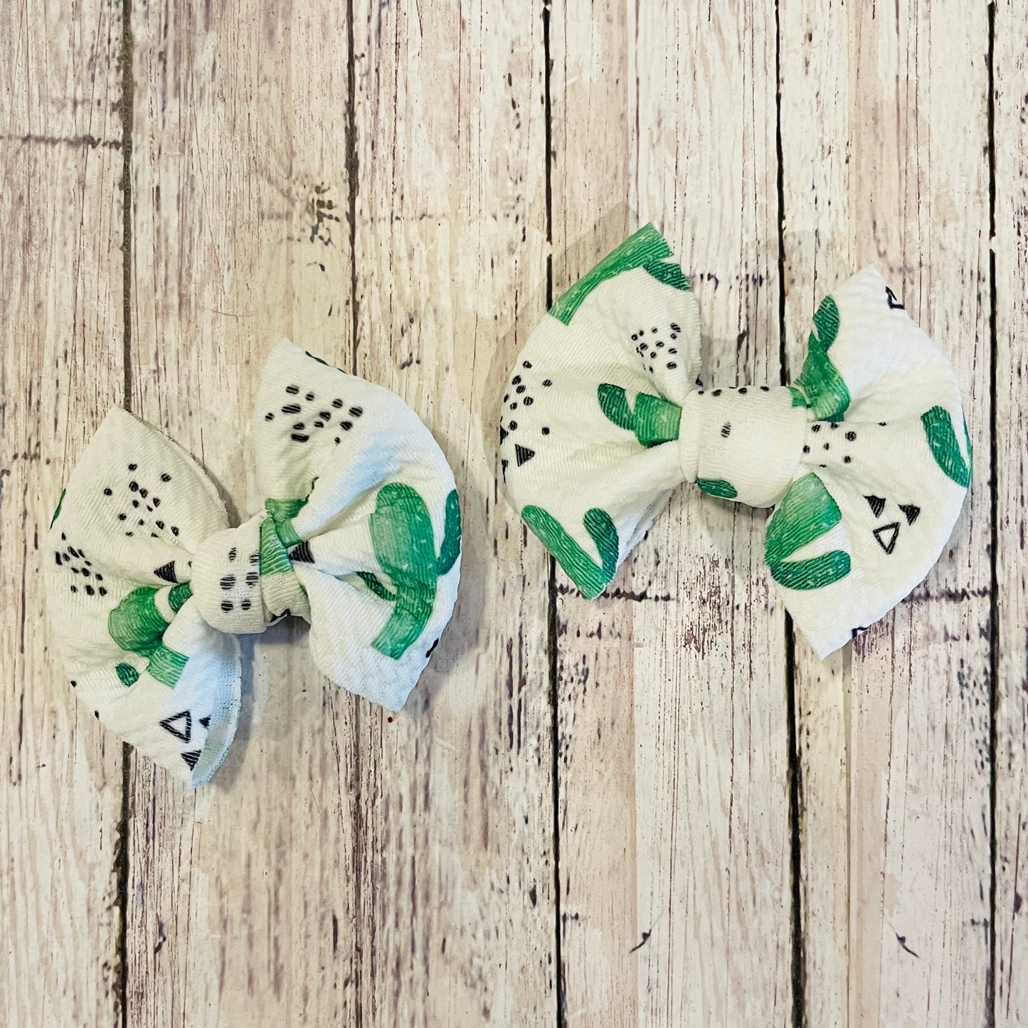 Baby Girl Bows - Cactus